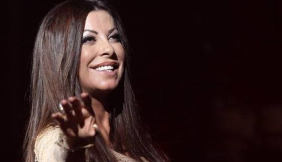 Άντζελα Δημητρίου: Η μάχη με την κατάθλιψη, τα δύσκολα – φτωχικά χρόνια και ο γιος της που τον μεγάλωσε η θεία