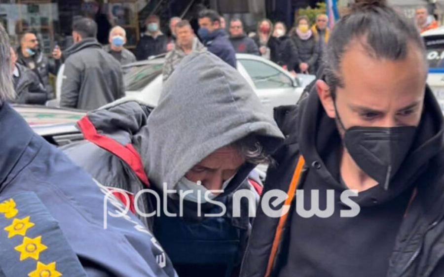 «Δεν τους σκότωσα για λεφτά, αλλά για κάτι πιο σοβαρό», ισχυρίζεται ο δράστης του τετραπλού φονικού στην Ανδραβίδα