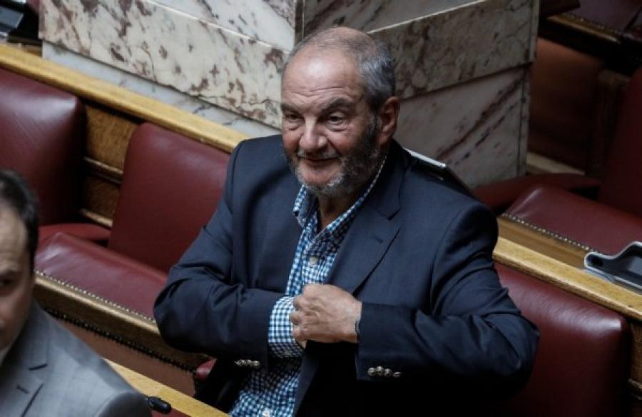 Ετοιμάζεται ξανά να γίνει πρωθυπουργός ο Κώστας Καραμανλής;