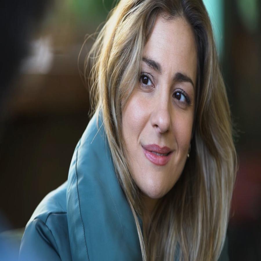 Νατάσσα Μποφίλιου: Η μεγάλη οικογένεια με «2 πατεράδες και 2 μανάδες», η καριέρα, η γνωρίμια και ο γάμος με τον Χρήστο Κορτσέλη