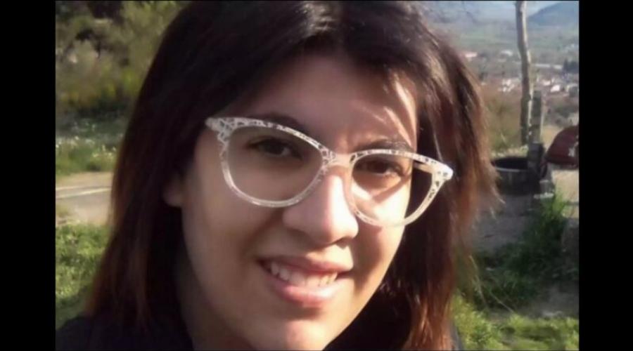 Θρήνος στην Λάρισα: 27χρονη κατέρρευσε μέσα σου σπίτι της και άφησε την τελευταία της πνοή