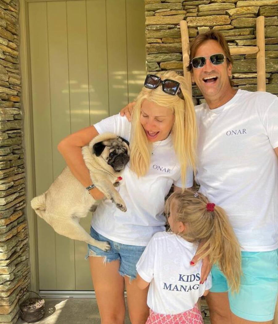 Ελένη Μενεγάκη: Η κόρη της, Μαρίνα Παντζοπούλου, μεγάλωσε και η ομοιότητα με τη μαμά της είναι πραγματικά εκπληκτική