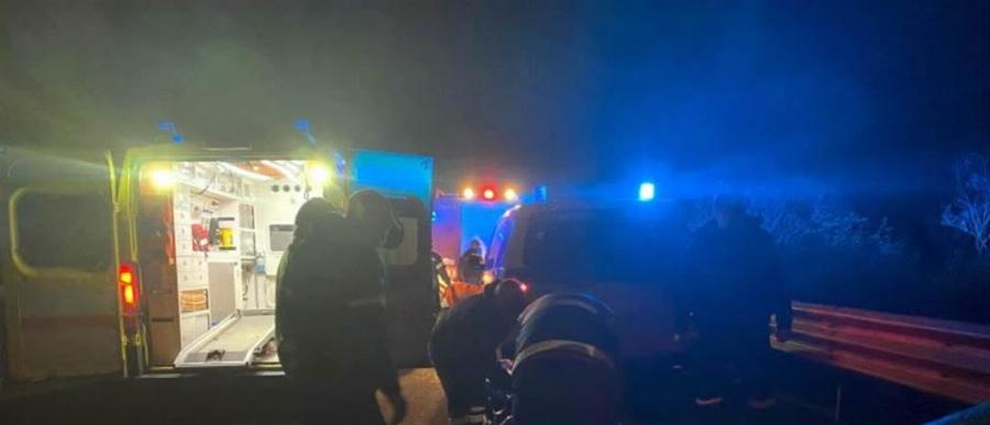 Θρήνος στην Λαμία: Δύο αδελφές έπεσαν σε γκρεμό με το αυτοκίνητο – Μια νεκρή και μια τραυματίας