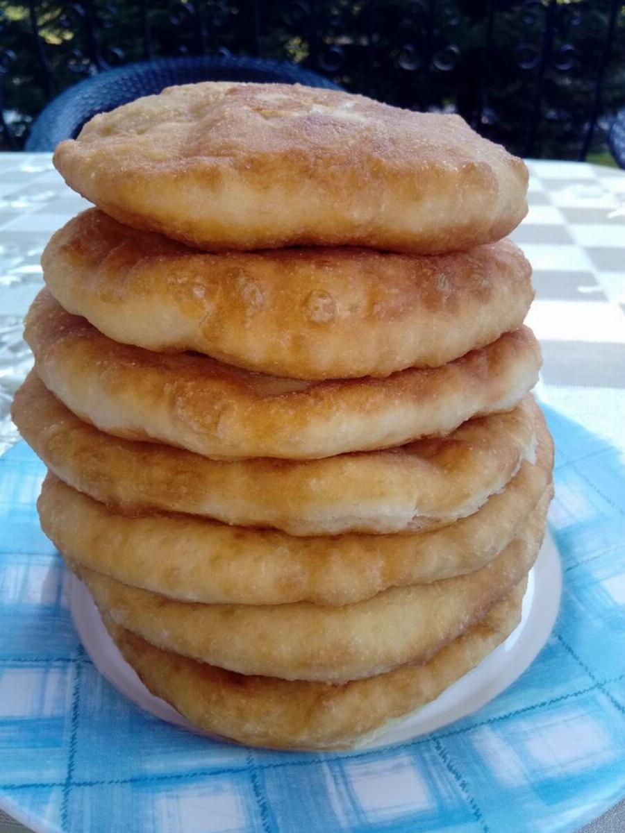 Τηγανόψωμα της γιαγιάς: Η εύκολη συνταγή για να γίνουν πεντανόστιμα – Έτοιμα μόνο σε 3 λεπτά