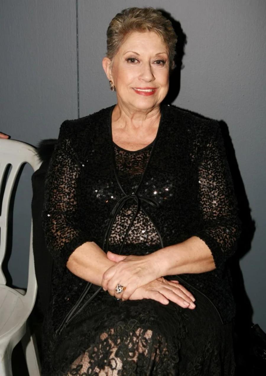 Δούκισσα: Η παράνομη σχέση με τον παντρεμένο Τόλη Βοσκόπουλο, η άγνωστη αδερφή, η μάχη με τον καρκίνο και το απωθημένο της