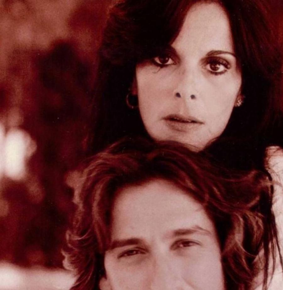 Έλενα Ναθαναήλ – 14 χρόνια μετά τον θάνατό της: Η πολυτάραχη ζωή, ο γάμος που δεν έκανε, ο καρκίνος στον πνεύμονα και το πρόωρο τέλος