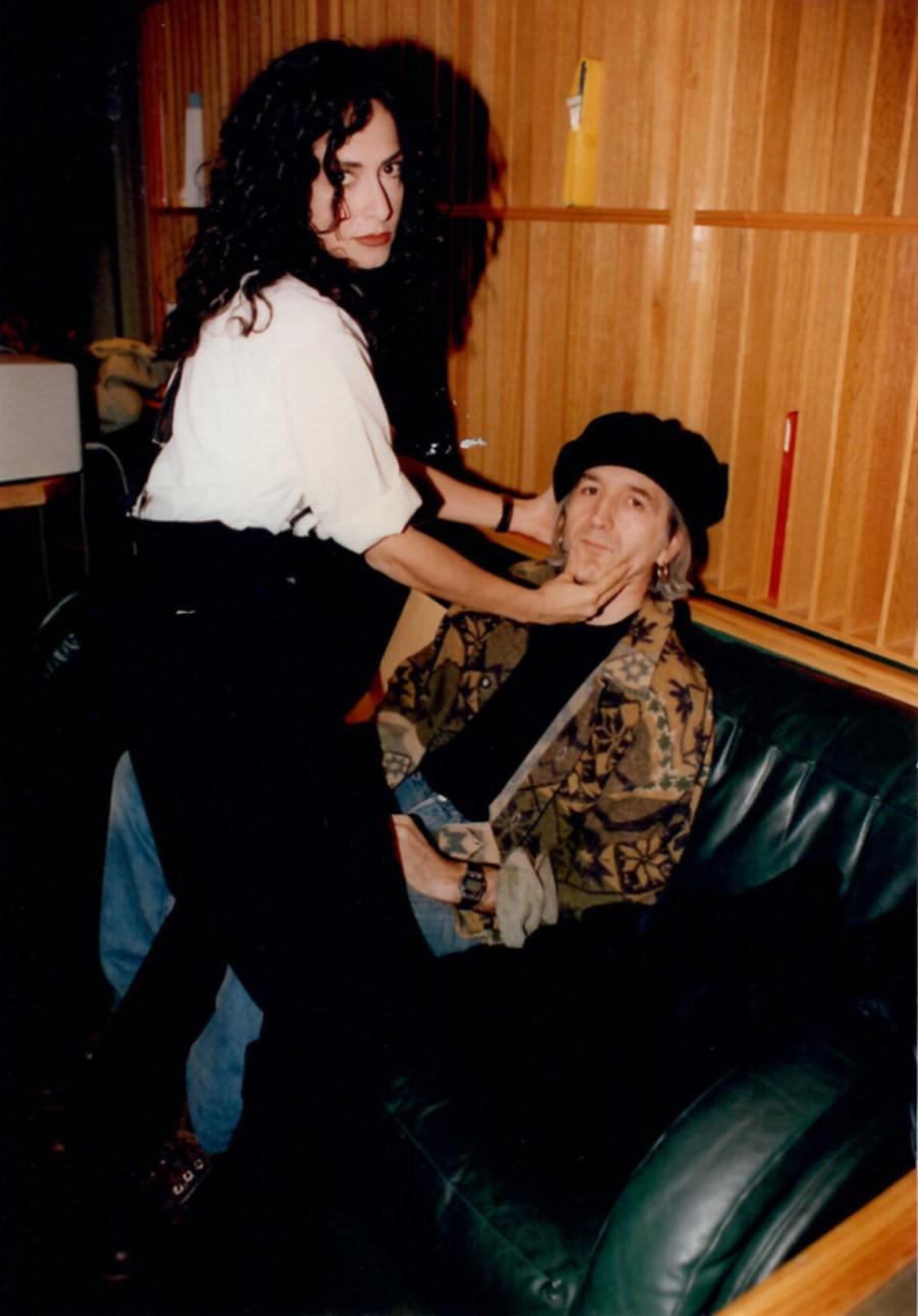 Άννα Βίσση: Η έντονη ζωή, οι άνδρες που τη σημάδεψαν και η πραγματική ιστορία πίσω από το «Δώδεκα»