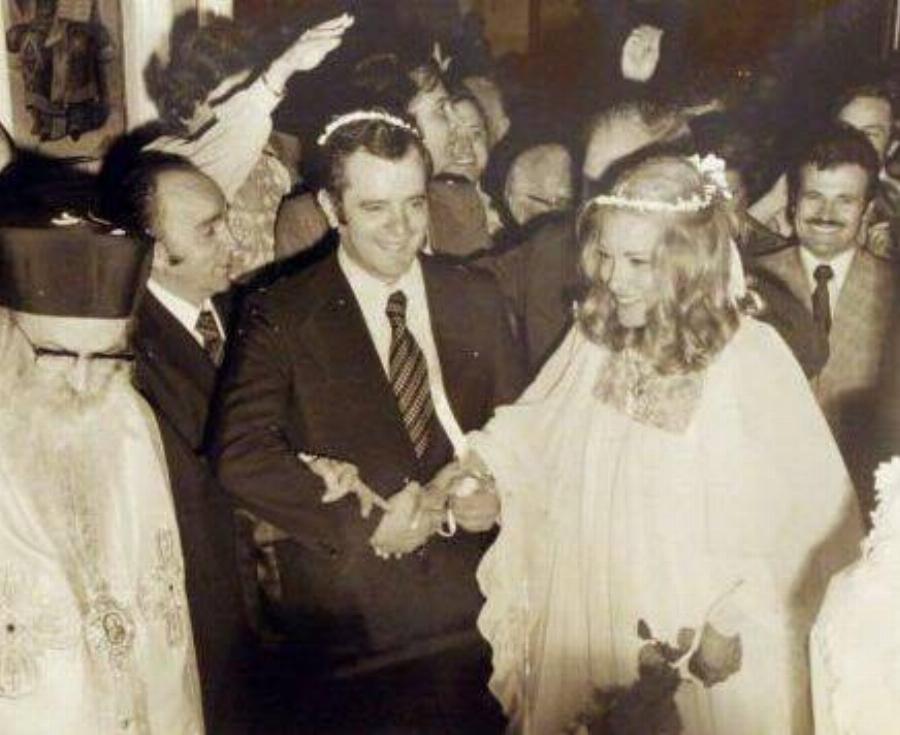 Γάμοι διάσημων που άφησαν εποχή: 15 σπάνιες φωτογραφίες από παλιούς γάμους τρέλαναν τα μέσα ενημέρωσης της εποχής