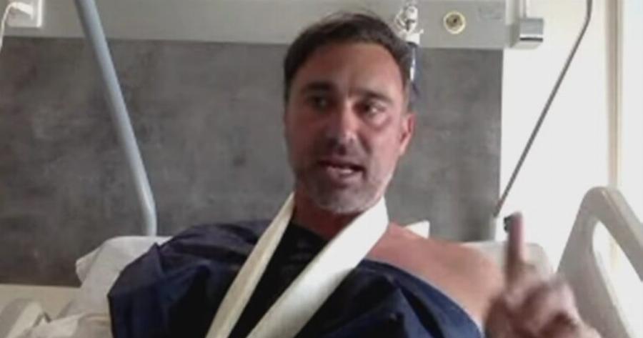 Γιώργος Καπουτζίδης: «Ως γκέι έχω βιώσει έρωτες ωραίους, σχέσεις, χωρισμούς αλλά δεν μπορώ να τα διηγηθώ»