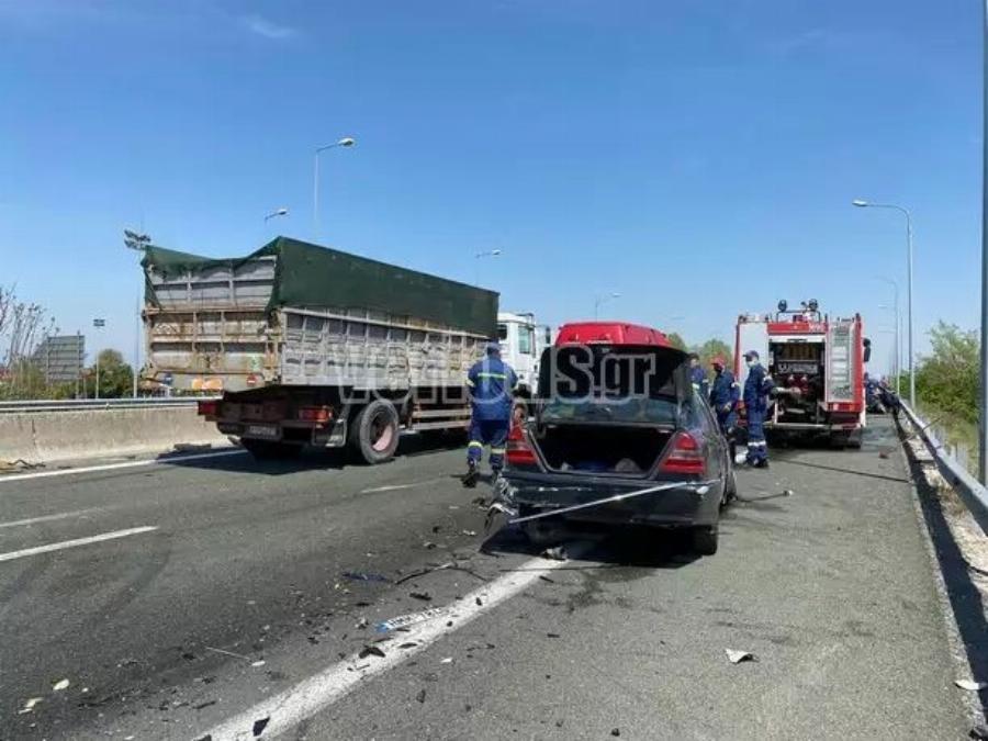 Θανατηφόρο τροχαίο δυστύχημα στη Βέροια: Τραγικός απολογισμός με 1 νεκρή και 2 σοβαρά τραυματίες