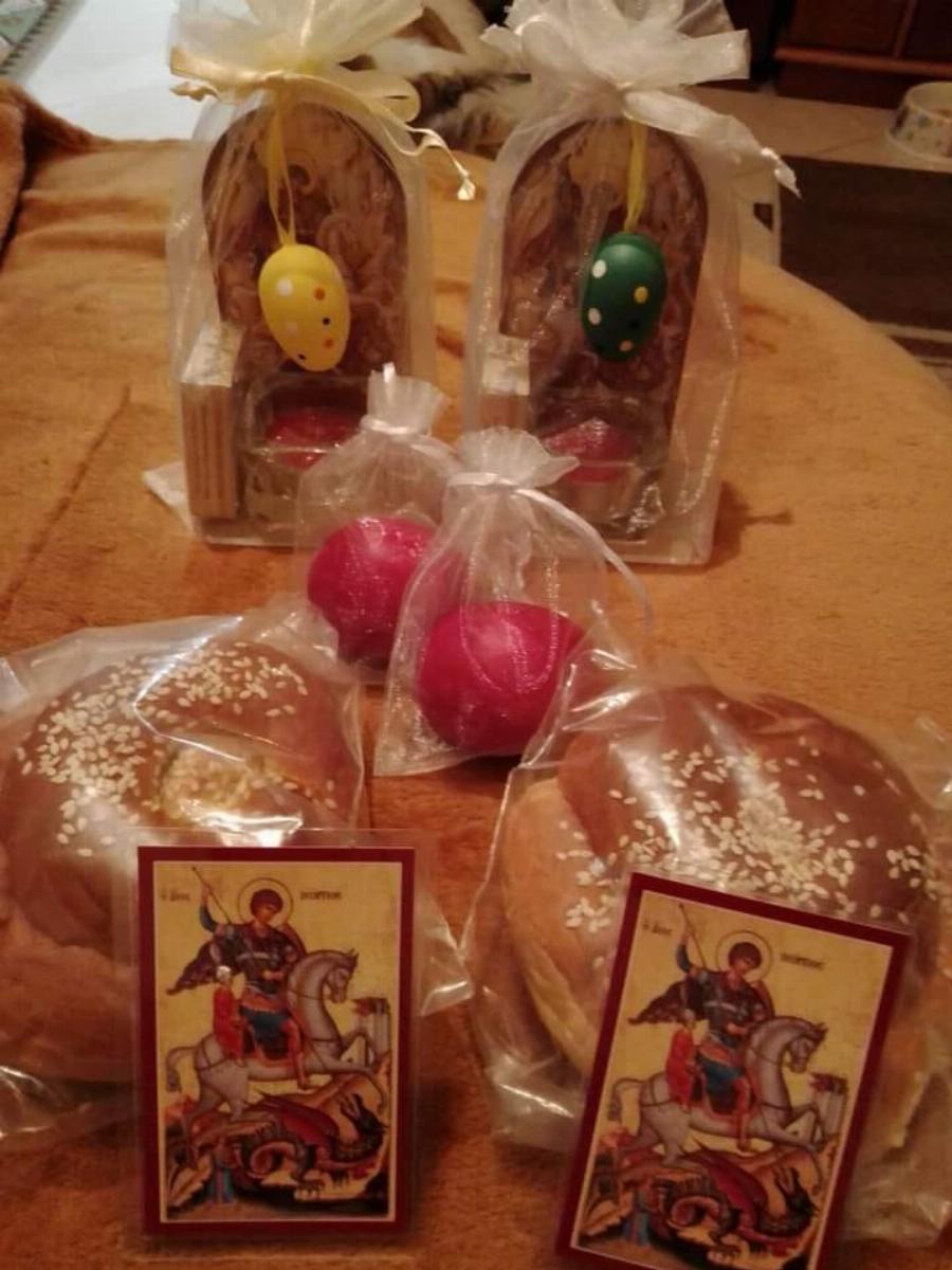 Επιχειρηματίας στην Ταύρη Σουφλίου δεξιώθηκε όλους τους συγχωριανούς του, για τον εορτασμό του Αγίου Γεωργίου