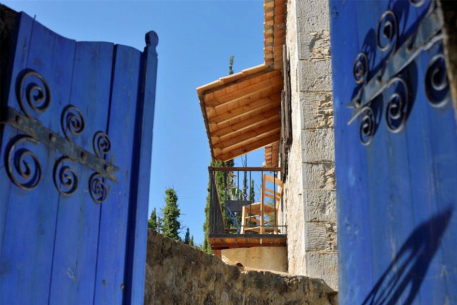 Σπίτι Νίκου Καζαντζάκη: Η ανακαίνιση που εντυπωσιάζει, η τρομερή αυλή, το πανέμορφο εσωτερικό και η τιμή πώλησής του