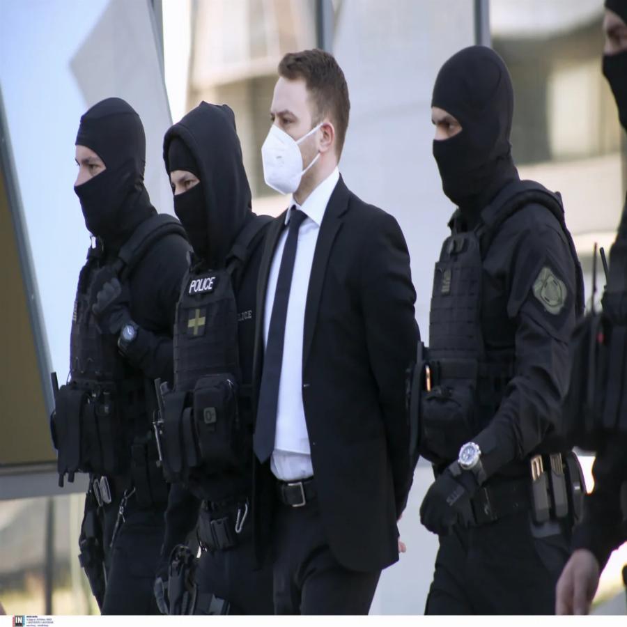 Πουλάει τρέλα ξανά ο Μπάμπης Αναγνωστόπουλος: Η απίθανη δήλωση και η υπεράσπισή του