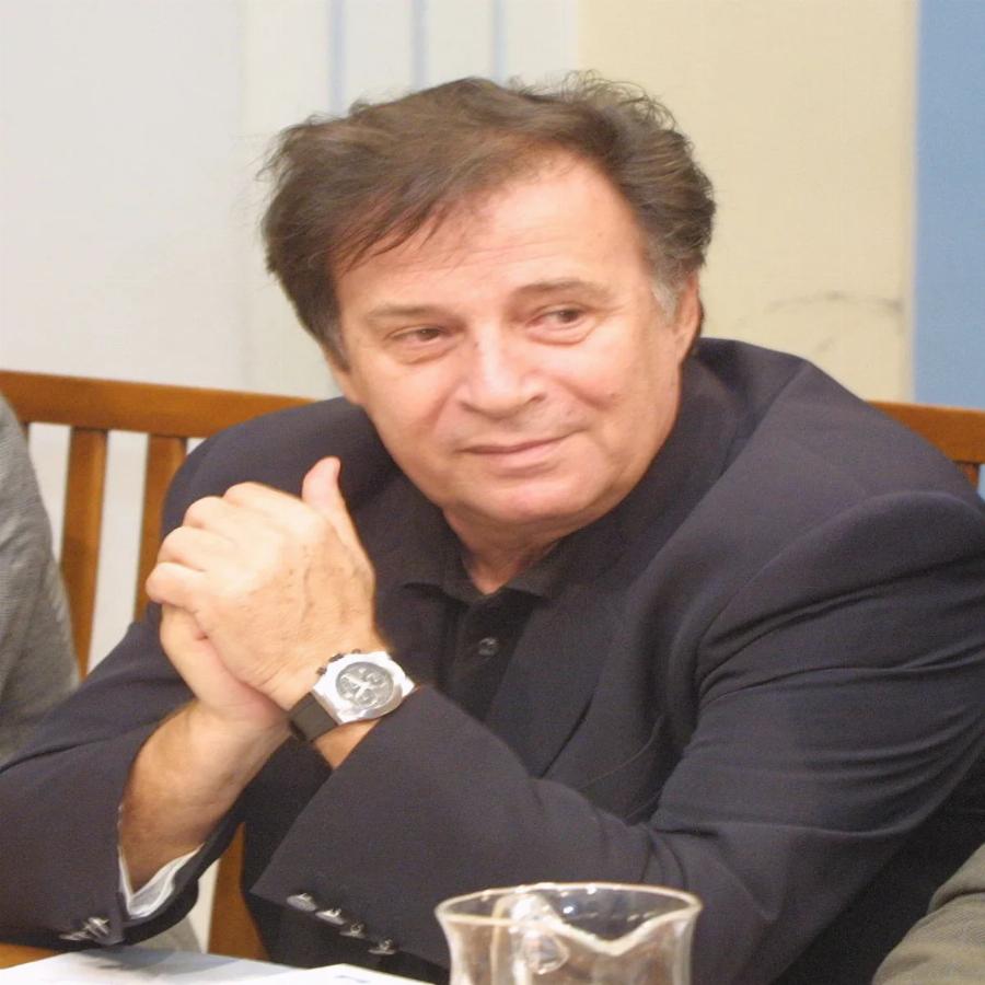 Κώστας Καρράς: Οι μεγάλες δυσκολίες στο τέλος της ζωής του, το μεγάλο του λάθος και το φιλανθρωπικό έργο του