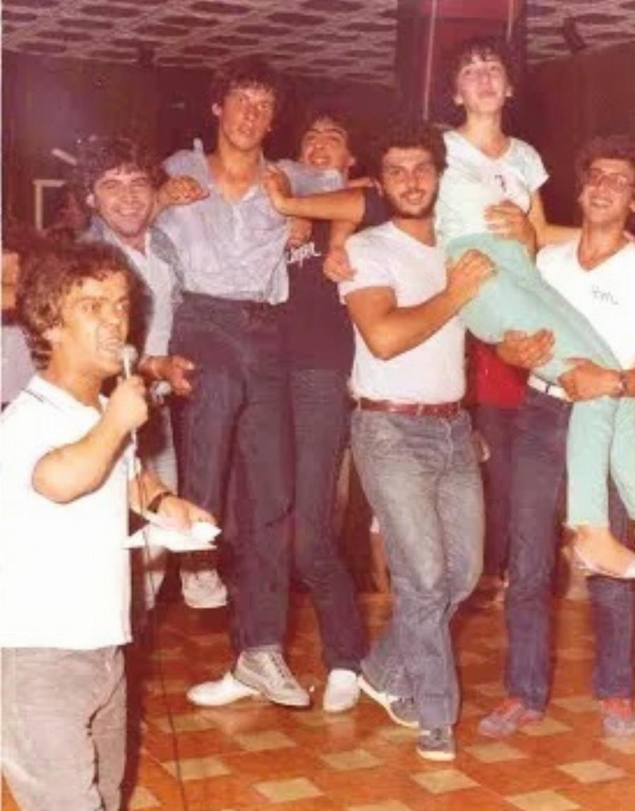 «Συγχώρα μας Τάκη που δεν ήρθαμε στην κηδεία, ντρεπόμαστε γιατί σε είχαμε ξεχάσει»: Έφυγε μόνος και ξεχασμένος