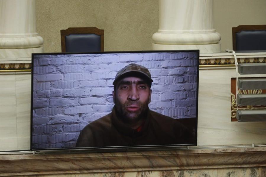 Κάνει το γύρο του πλανήτη: Μαχητής του νεοναζιστικού τάγματος «Αζόφ» μίλησε στην ελληνική Βουλή