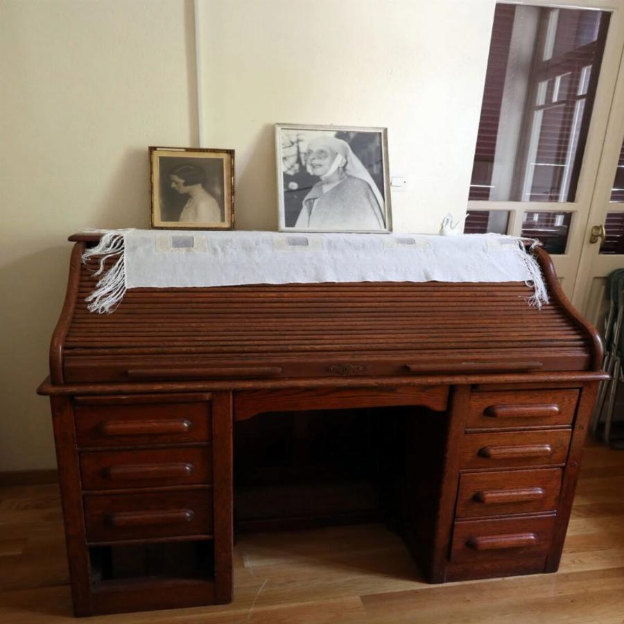 Πριγκίπισσα Αλίκη: Σπάνιο φωτογραφικό υλικό από τη βίλα και τα προσωπικά αντικείμενα της μητέρας του Φιλίππου