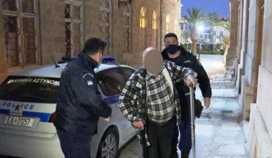 Τήνος: Στον Κορυδαλλό ο 90χρονος μετά από το έγκλημα για μια θέση πάρκινγκ – Όσα είπε στην απολογία του