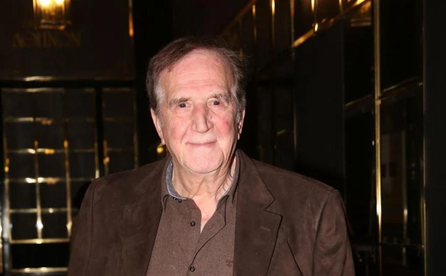 Δέκα διάσημοι Έλληνες που έγιναν μπαμπάδες σε προχωρημένη ηλικία