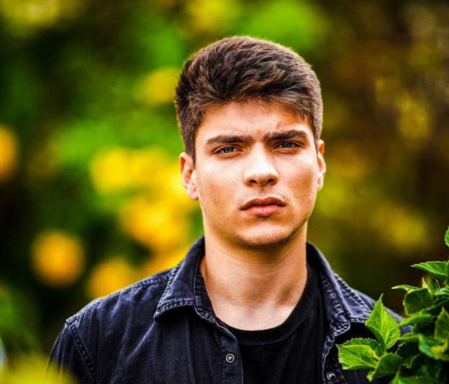 Διονύσης Παπανδρέου: Οι 8 άγνωστες πληροφορίες για τον τηλεοπτικό Φίλιππο, η συμμετοχή στην « Γη της Ελιάς» και η κρυφή σχέση