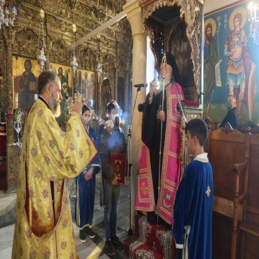 Άνδρος: Το νησί τίμησε την Προστάτιδά της Παναγία Θεοσκέπαστη