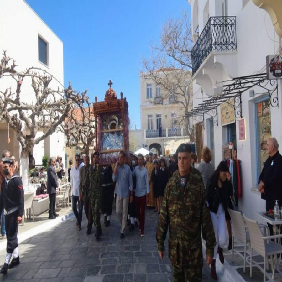 Άνδρος: Το νησί τίμησε την Προστάτιδά της Παναγία Θεοσκέπαστη