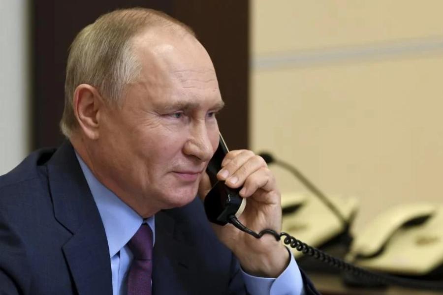 «Σε καμία άλλη χώρα της ΕΕ δεν εκτιμούν τόσο πολύ τον Βλαντιμίρ Πούτιν όσο στην Ελλάδα»