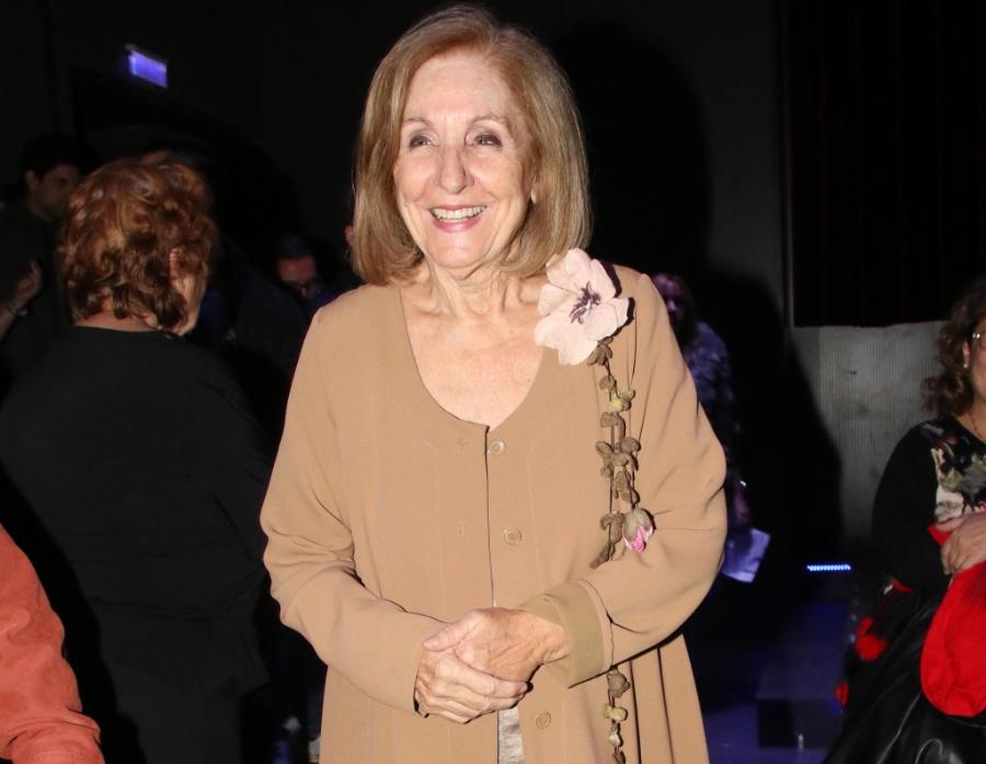 Κάρμεν Ρουγγέρη: Η παιδική ζωή σε μοναστήρι, ο ρόλος που λάτρεψε και η επεισοδιακή γνωριμία με τον σύζυγό της