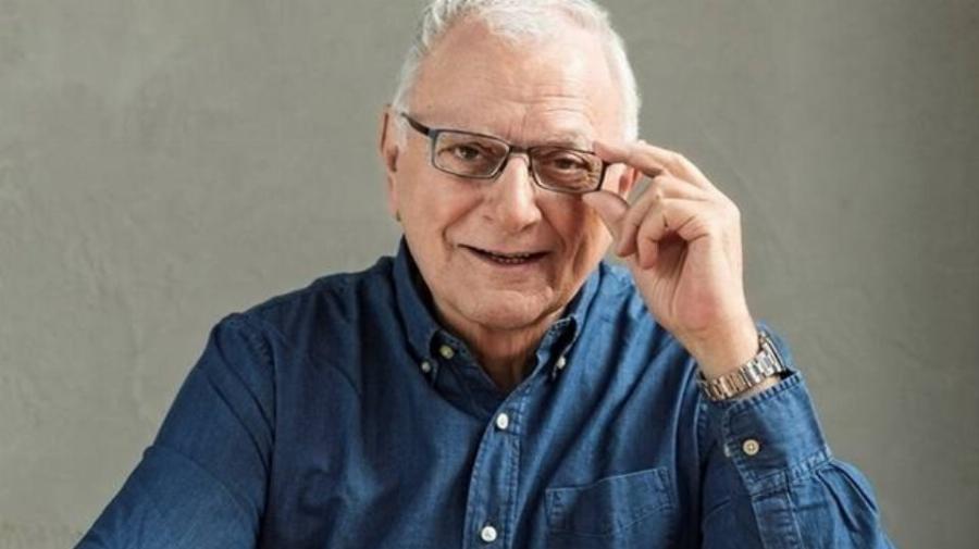 Εξομολόγηση Κώστα Χαρδαβέλλα: Ξυπνάω ένα πρωί με ένα εξόγκωμα στον ουρανίσκο. Οι πιθανότητες να ζήσω ελάχιστες