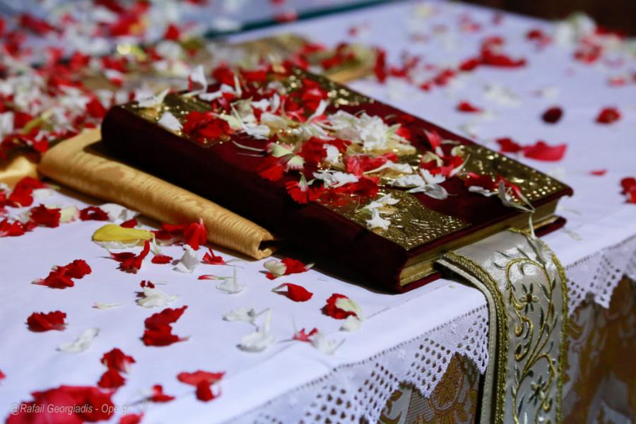 Μεγάλη Εβδομάδα: Τι συμβολίζει η κάθε ημέρα και τι τελείται τις Άγιες Μέρες