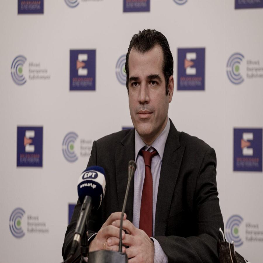 Ανακοίνωση Θάνου Πλεύρη: Τέλος τα πιστοποιητικά εμβολιασμού (για λίγο)