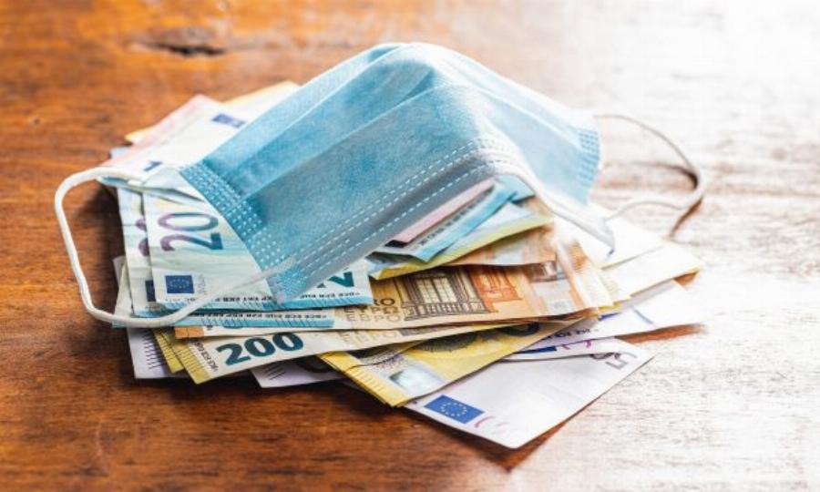 Ανεμβολίαστοι: Τι θα γίνει με το πρόστιμο; Ποιοι πληρώνουν τα 300 ευρώ και ποιοι όχι