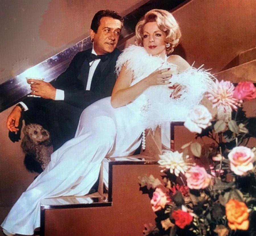 Αριέττα Μουτούση: Η κόρη της Νόνικα Γαληνέα, η δίδυμη αδερφή, ο γιος της και η συγκατοίκηση με τον πρώην σύζυγο της