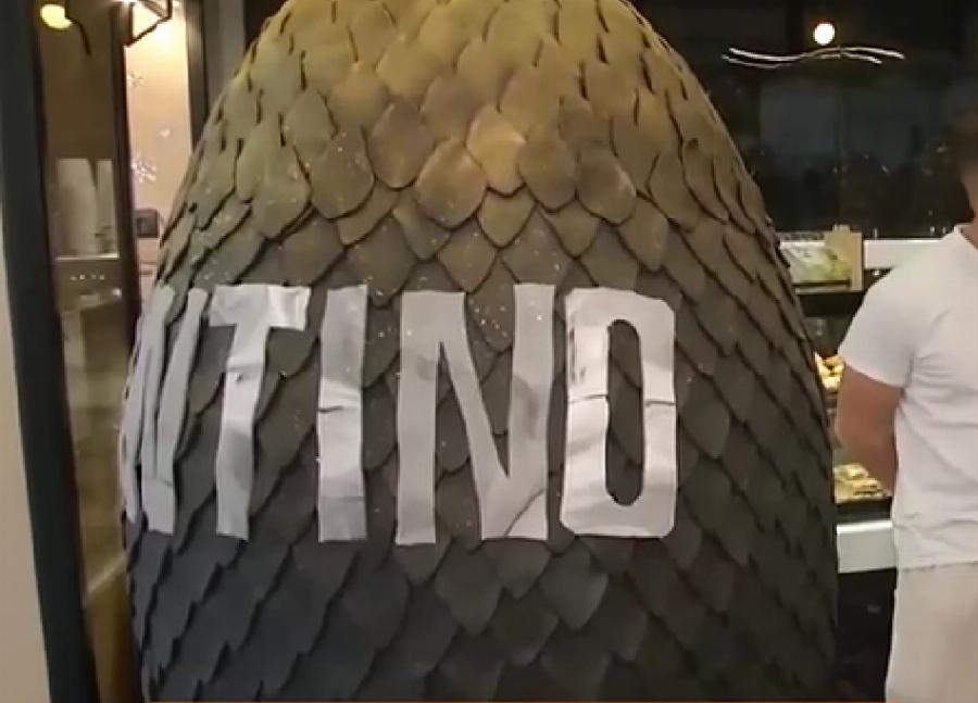 Ζαχαροπλαστίο στην Θεσσαλονίκη: Έφτιαξαν σοκολατένιο αυγό Game of Thrones… 90 κιλών!