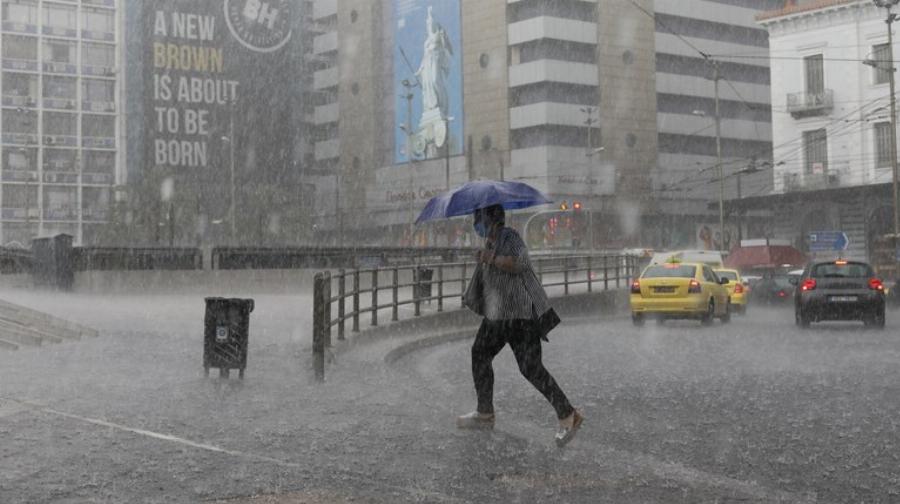 Έρχονται καταιγίδες και πτώση θερμοκρασίας: «Ξεχάστε» το 3ήμερο της Πρωτομαγιάς