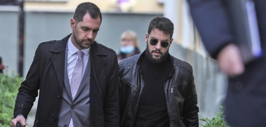 Λάκης Λαζόπουλος για Πισπιρίγκου: «Μήπως τα παιδιά έγιναν εμπόδια για μια ζωάρα με τον Μάνο που σαβουροπ@δαγε από δω κι από κει γυναίκες;»