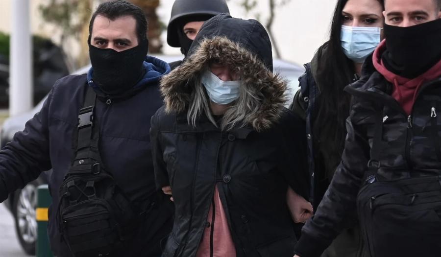 Νέα αποκάλυψη που «καίει» τη Ρούλα Πισπιρίγκου: «Η Τζωρτζίνα έβλεπε το τάμπλετ και έκλαιγε»