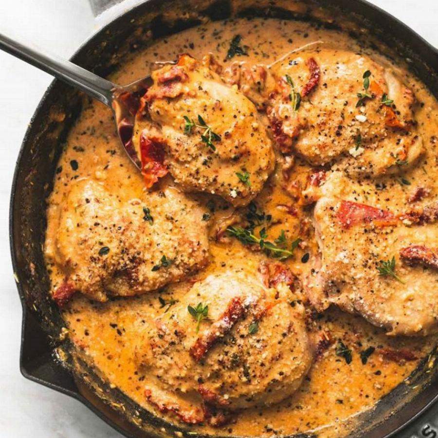 Κοτόπουλο στον φούρνο με μουστάρδα: Πανεύκολη συνταγή με λίγα υλικά για ένα τέλειο αποτέλεσμα