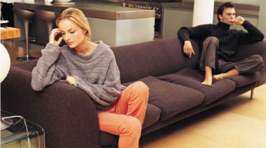 “Είμαι 40 χρονών και ο σύζυγος 66. Με κούρασαν τα προβλήματα υγείας του και στο μεταξύ γνώρισα άλλον. Τι να κάνω;”