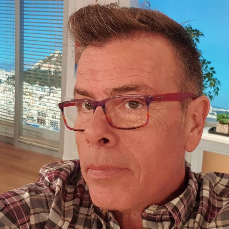 Δημήτρης Παπανώτας: O λόγος που επέλεξε να μην κάνει οικογένεια, οι σπουδές στην κτηνιατρική και η μελαγχολία του