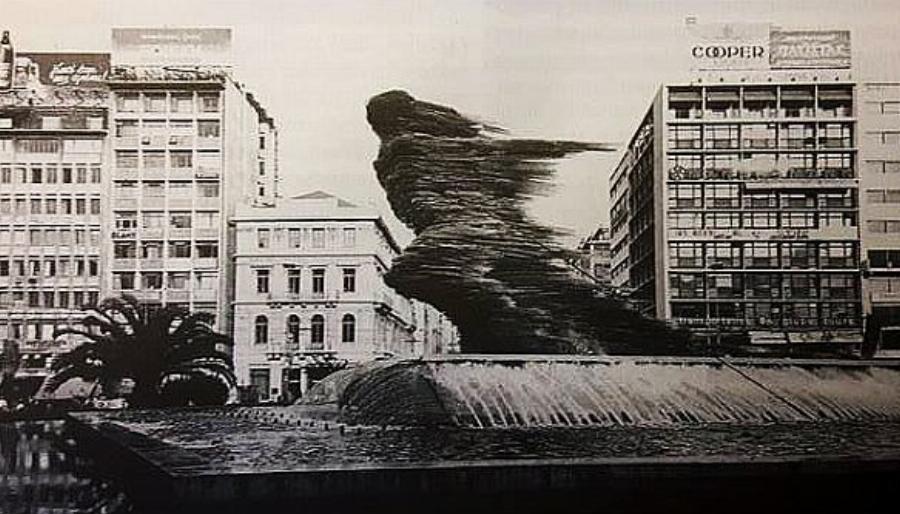 Ο «Δρομέας»: Μετά από 33 χρόνια το διάσημο γλυπτό του Βαρώτσου επιστρέφει στην πλατεία Ομονοίας