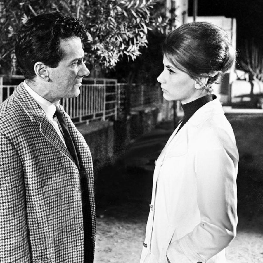 Φλωρέττα Ζάννα: Η διάσημη “αδερφή” του Δημήτρη Παπαμιχαήλ που παράτησε την καριέρα της και άνοιξε την πιο πολυσυζητημένη μπουτίκ στο Κολωνάκι