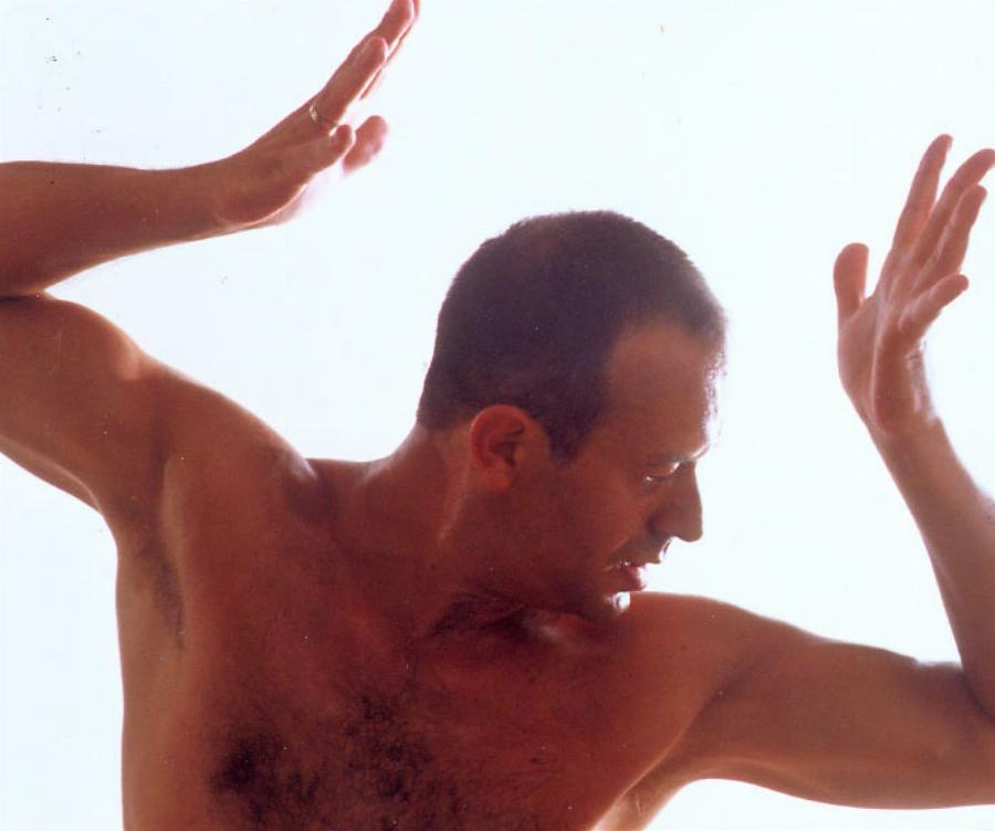 Φωκάς Ευαγγελινός: Η δουλειά ως εμποροπλοίαρχος, το ταλέντο στο χορό, ο λόγος που δεν έκανε παιδί και η επιθυμία να υιοθετήσει