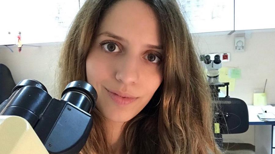 Χρύσα Στάμου: Γεννήθηκε χωρίς ακοή, έγινε γιατρός και σήμερα διαπρέπει στην Ιατρική