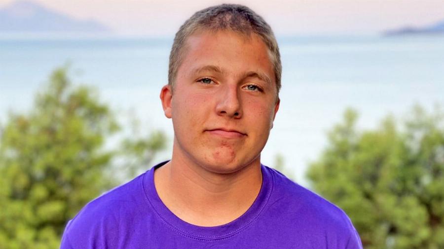 Κωνσταντίνος Μαλιάρης: Από την Ναύπακτο στο Χάρβαρντ, με πλήρη υποτροφία, διαβάζοντας μόνος στο σπίτι!