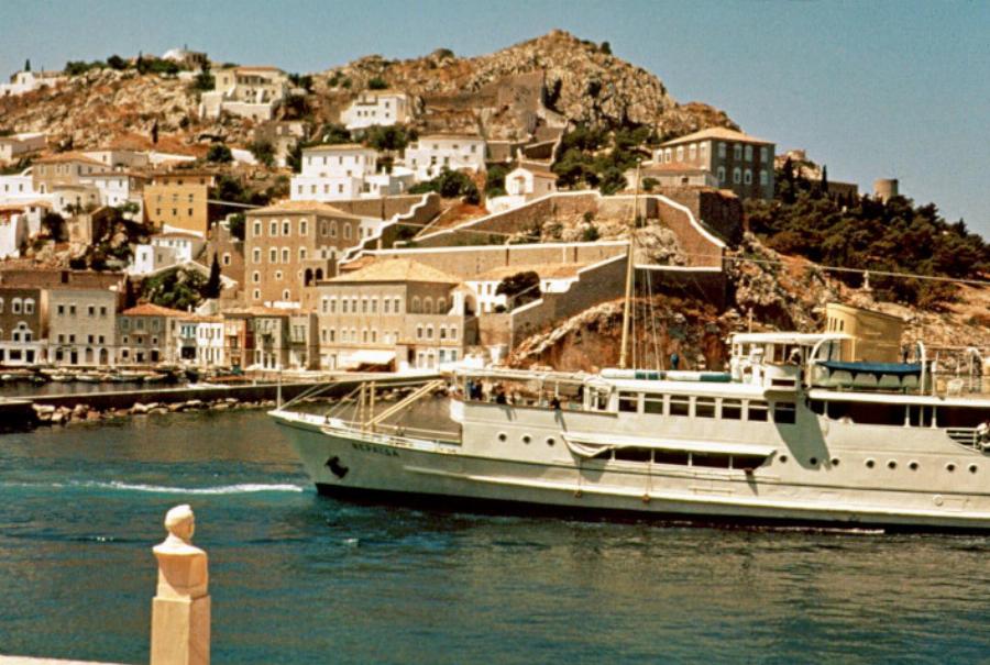 Γιάννης Λάτσης: Το αγαπημένο του πλοίο “Νεράιδα”, το οποίο δεν έστειλε ποτέ για παλιοσίδερα