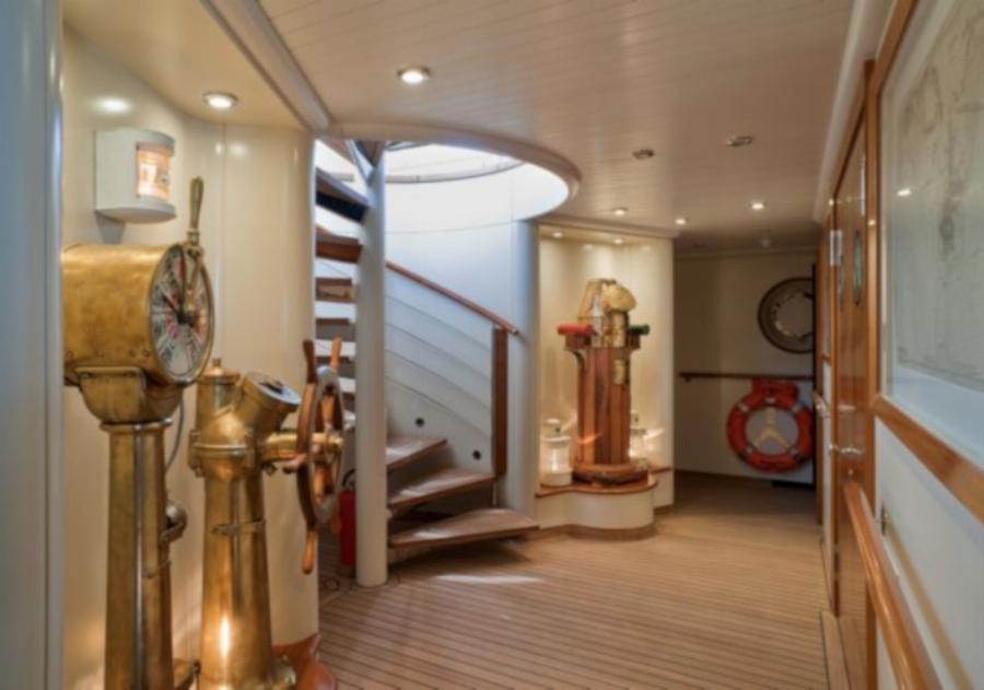 Γιάννης Λάτσης: Το αγαπημένο του πλοίο “Νεράιδα”, το οποίο δεν έστειλε ποτέ για παλιοσίδερα