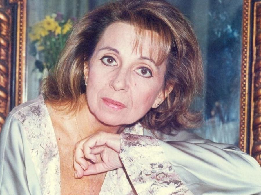 Κατερίνα Βασιλάκου: Ο ρόλος που την αποθέωσε, το όνειρο ζωής που δεν πρόλαβε να χαρεί, η σπάνια ασθένεια και ο ξαφνικός θάνατός της