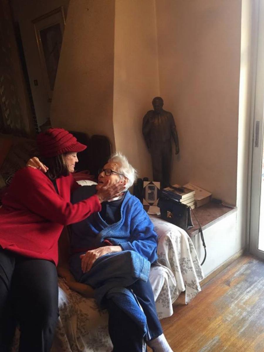 Κορίνα Τσοπέη: Η Μις Υφήλιος του 1964, η ζωή της στην Αμερική και η προσεγμένη και σικ παρουσία της στα 75 της χρόνια