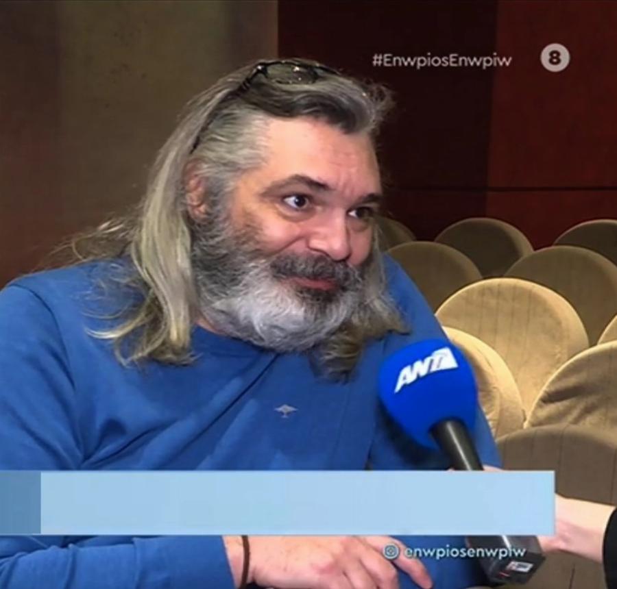 Με μακρύ μαλλί και γενειάδα: Η νέα εμφάνιση του Άλκη Κούρκουλου – Τρομάξαμε να τον γνωρίσουμε